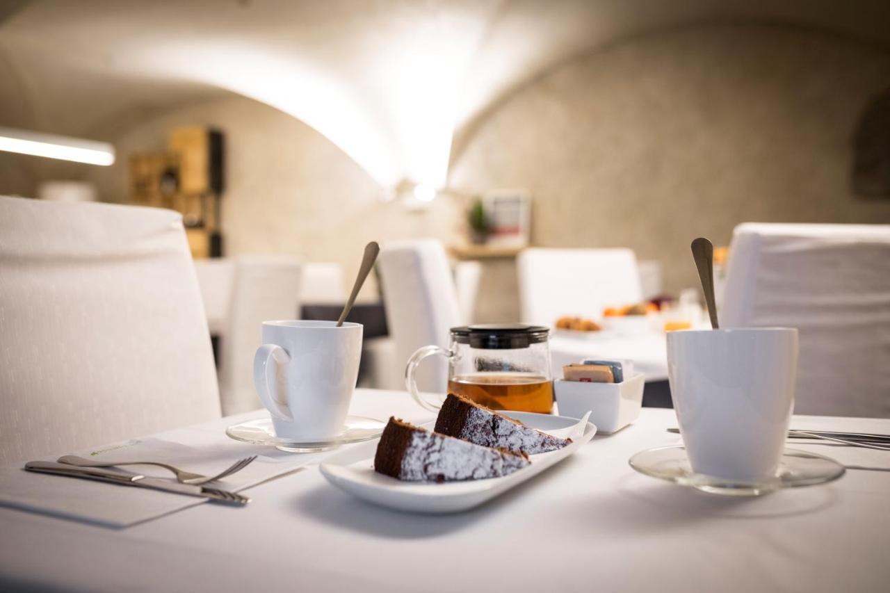 La Ripa Boutique Hotel Albino Eksteriør billede